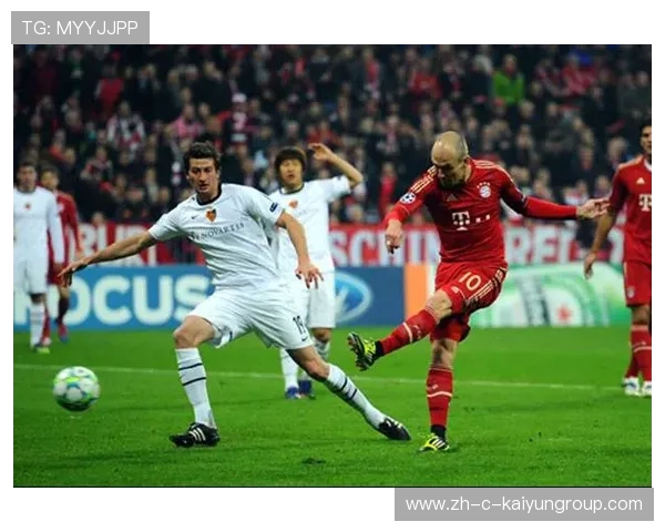 凯恩大力抽射洞穿球网，拜仁狂风攻势